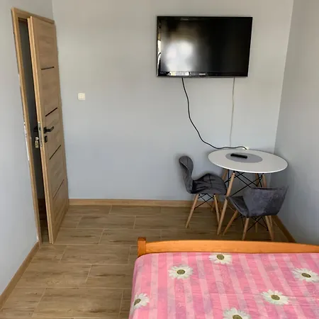 Wczasowy Zakatek Pokoje Goscinne *